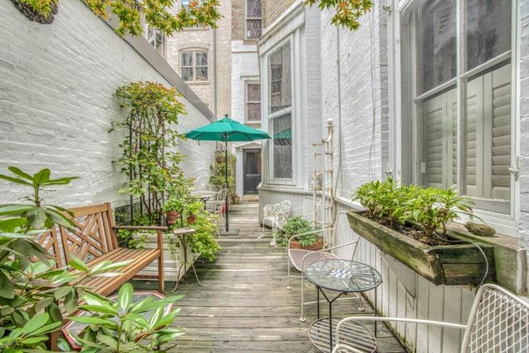 Mount Vernon Apartment Rear بالتيمور المظهر الخارجي الصورة