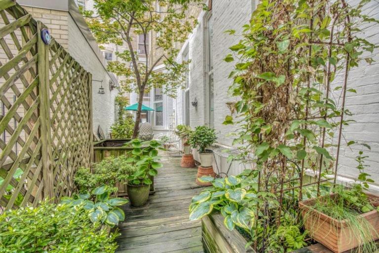 Mount Vernon Apartment Rear بالتيمور المظهر الخارجي الصورة